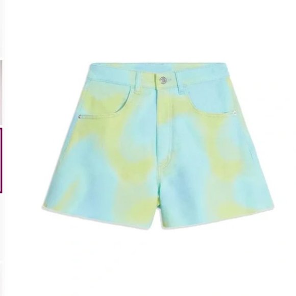 WeWoreWhat Flare Bell Short in Tie Dye Stretch Twill Denim - Size 25 - Picture 2 of 5